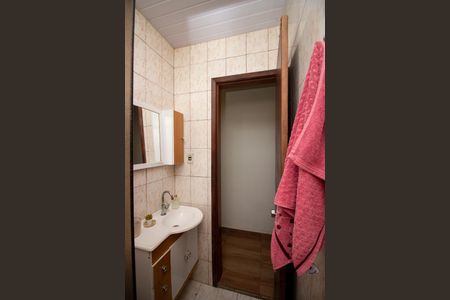 Casa à venda com 138m², 4 quartos e 1 vagaBanheiro Social