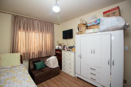 Casa à venda com 138m², 4 quartos e 1 vagaQuarto Suíte 2