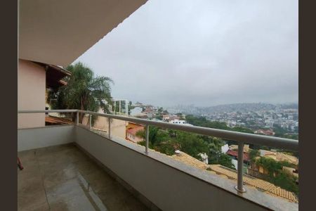 Casa para alugar com 400m², 4 quartos e 4 vagas