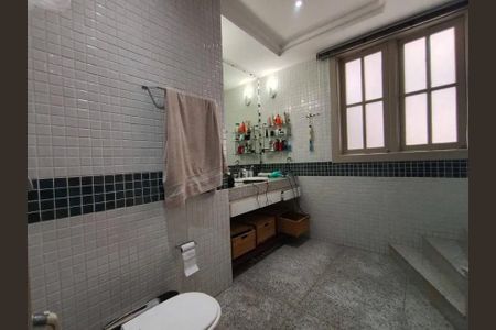 Casa para alugar com 400m², 4 quartos e 4 vagas