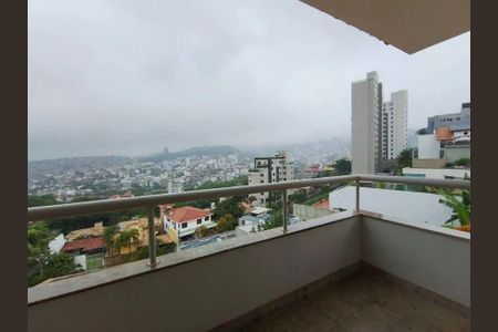Casa para alugar com 400m², 4 quartos e 4 vagas