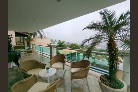 Casa para alugar com 400m², 4 quartos e 4 vagas