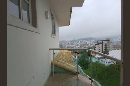 Casa para alugar com 400m², 4 quartos e 4 vagas
