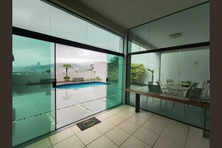 Casa para alugar com 400m², 4 quartos e 4 vagas