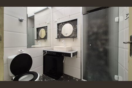 Casa para alugar com 70m², 2 quartos e 1 vaga Casa para alugar com 70m², 2 quartos e 1 vagaBanheiro