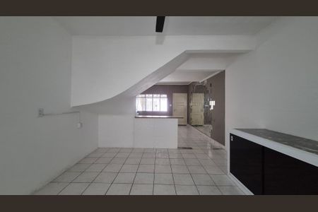 Casa para alugar com 70m², 2 quartos e 1 vaga Casa para alugar com 70m², 2 quartos e 1 vagaCozinha