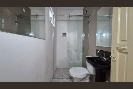Casa para alugar com 70m², 2 quartos e 1 vaga Casa para alugar com 70m², 2 quartos e 1 vagaBanheiro
