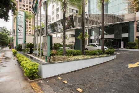 Apartamento para alugar com 40m², 1 quarto e 1 vagaFrente