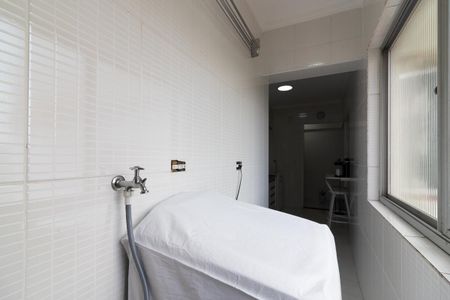 Apartamento à venda com 79m², 1 quarto e 1 vaga Apartamento à venda com 79m², 1 quarto e 1 vagaCozinha e Área de Serviço