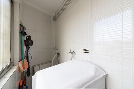 Apartamento à venda com 79m², 1 quarto e 1 vaga Apartamento à venda com 79m², 1 quarto e 1 vagaCozinha e Área de Serviço