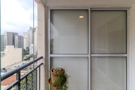 Apartamento à venda com 74m², 3 quartos e 2 vagasVaranda