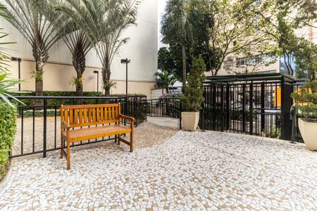 Apartamento à venda com 74m², 3 quartos e 2 vagasPortaria