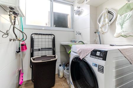 Apartamento à venda com 74m², 3 quartos e 2 vagasÁrea de Serviço