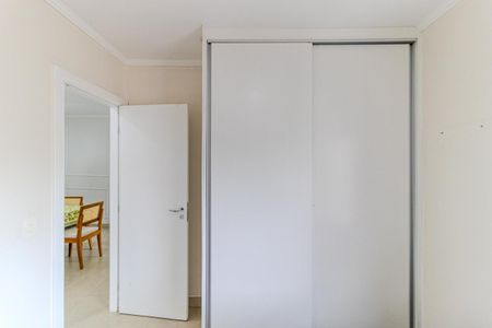 Apartamento à venda com 74m², 3 quartos e 2 vagasQuarto 2