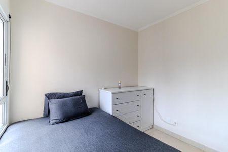 Apartamento à venda com 74m², 3 quartos e 2 vagasQuarto 2