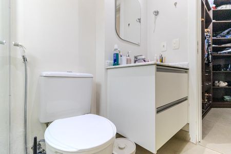 Apartamento à venda com 74m², 3 quartos e 2 vagasBanheiro da Suíte