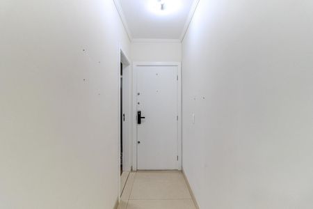 Apartamento à venda com 74m², 3 quartos e 2 vagasCorredor de Entrada