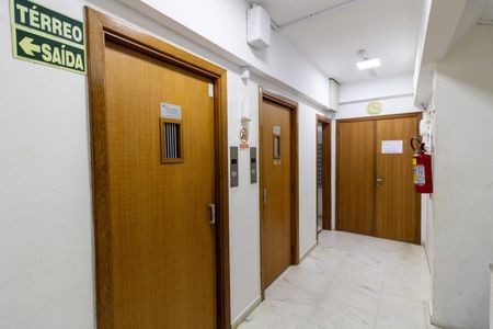 Apartamento à venda com 54m², 2 quartos e sem vagaHall de entrada