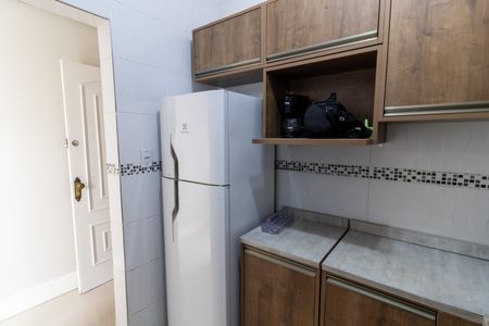 Cozinha de apartamento à venda com 2 quartos, 54m² em Centro Histórico, Porto Alegre
