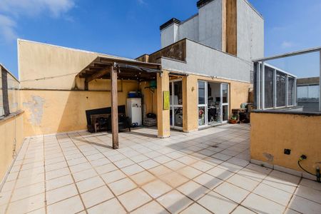 Apartamento à venda com 150m², 2 quartos e 2 vagasCobertura