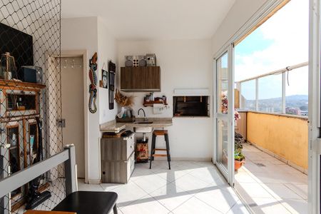 Apartamento à venda com 150m², 2 quartos e 2 vagasCobertura