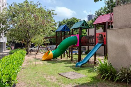 Apartamento à venda com 150m², 2 quartos e 2 vagasÁrea comum - Playground