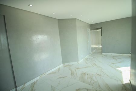 Sala de apartamento à venda com 2 quartos, 53m² em Vila Bertioga, São Paulo