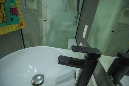 Apartamento à venda com 53m², 2 quartos e 2 vagas Apartamento à venda com 53m², 2 quartos e 2 vagasBanheiro social