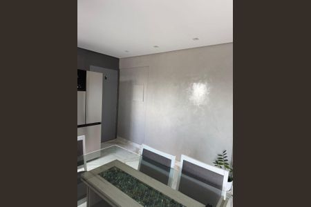 COZINHA de apartamento à venda com 2 quartos, 56m² em Vila Bertioga, São Paulo