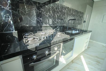 Apartamento à venda com 53m², 2 quartos e 2 vagas Apartamento à venda com 53m², 2 quartos e 2 vagasCozinha