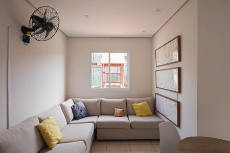 Apartamento à venda com 53m², 2 quartos e 1 vaga Apartamento à venda com 53m², 2 quartos e 1 vagaÁrea comum - Salão de festas