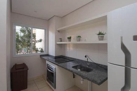 Apartamento à venda com 53m², 2 quartos e 1 vaga Apartamento à venda com 53m², 2 quartos e 1 vagaÁrea comum - Salão de festas