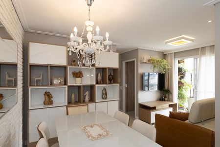 Apartamento à venda com 53m², 2 quartos e 1 vaga Apartamento à venda com 53m², 2 quartos e 1 vagaSala