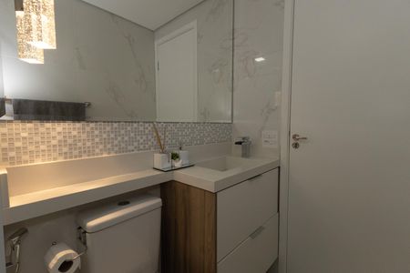 Apartamento à venda com 53m², 2 quartos e 1 vaga Apartamento à venda com 53m², 2 quartos e 1 vagaBanheiro 1