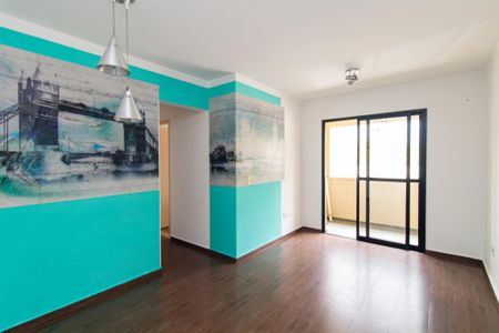 Sala de apartamento para alugar com 3 quartos, 60m² em Cidade Líder, São Paulo