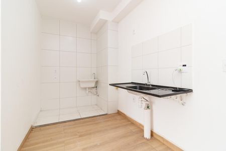 Apartamento para alugar com 37m², 2 quartos e sem vaga Apartamento para alugar com 37m², 2 quartos e sem vagaCozinha e Área de Serviço
