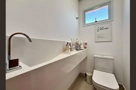 Apartamento para alugar com 136m², 3 quartos e 2 vagasBanheiro