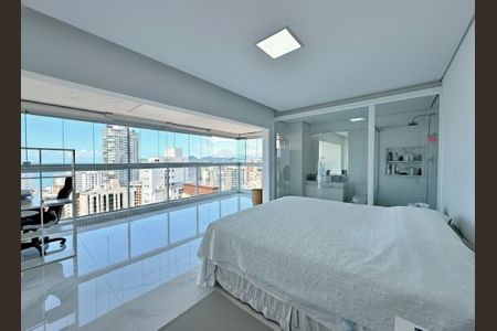 Quarto de apartamento para alugar com 3 quartos, 136m² em Boqueirão, Santos