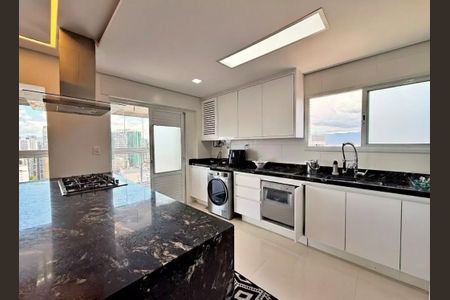 Apartamento para alugar com 136m², 3 quartos e 2 vagasCozinha