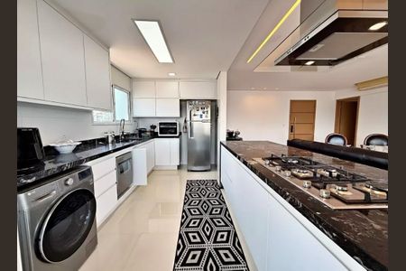 Apartamento para alugar com 136m², 3 quartos e 2 vagasCozinha