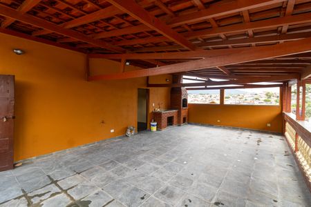 Casa para alugar com 210m², 3 quartos e 2 vagasTerraço Gourmet