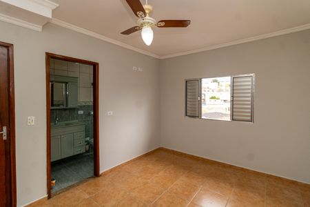 Casa para alugar com 210m², 3 quartos e 2 vagasSuíte