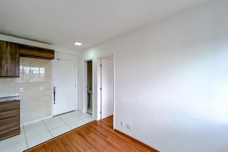 Sala de apartamento para alugar com 2 quartos, 35m² em Chácara Califórnia, São Paulo