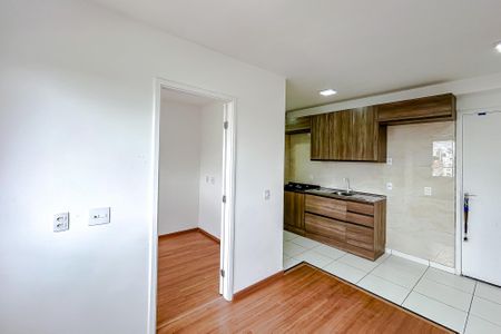 Sala de apartamento para alugar com 2 quartos, 35m² em Chácara Califórnia, São Paulo