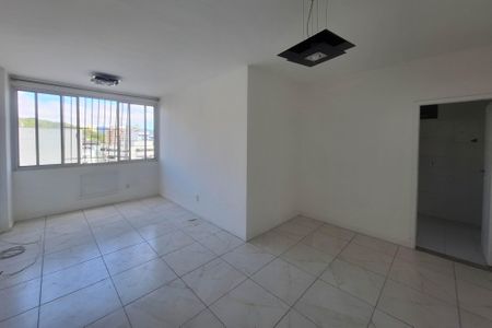 Sala de apartamento à venda com 2 quartos, 63m² em Ingá, Niterói