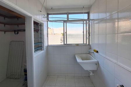 Apartamento à venda com 63m², 2 quartos e 1 vagaÁrea de Serviço