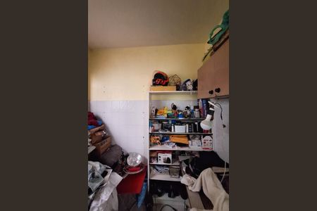 Casa à venda com 250m², 4 quartos e 2 vagas Casa à venda com 250m², 4 quartos e 2 vagasQuarto de Serviço