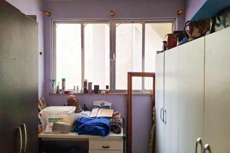 Casa à venda com 250m², 4 quartos e 2 vagas Casa à venda com 250m², 4 quartos e 2 vagasQuarto 4