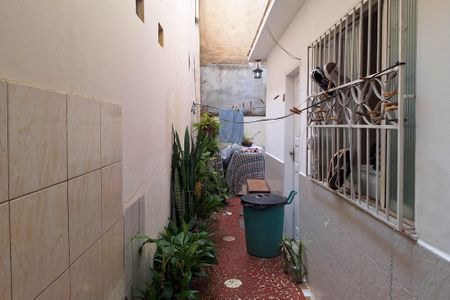 Casa à venda com 250m², 4 quartos e 2 vagas Casa à venda com 250m², 4 quartos e 2 vagasQuintal