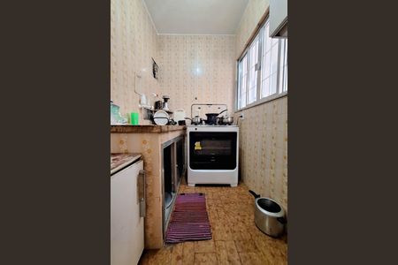 Casa à venda com 250m², 4 quartos e 2 vagas Casa à venda com 250m², 4 quartos e 2 vagasCozinha